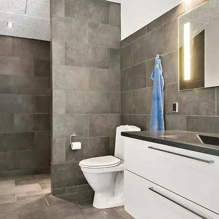 Three-bedroom Holiday In Feriehus Ringkøbing